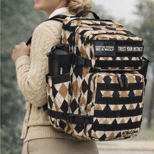 NWT WOLFpak 35L Argyle Print Backpack